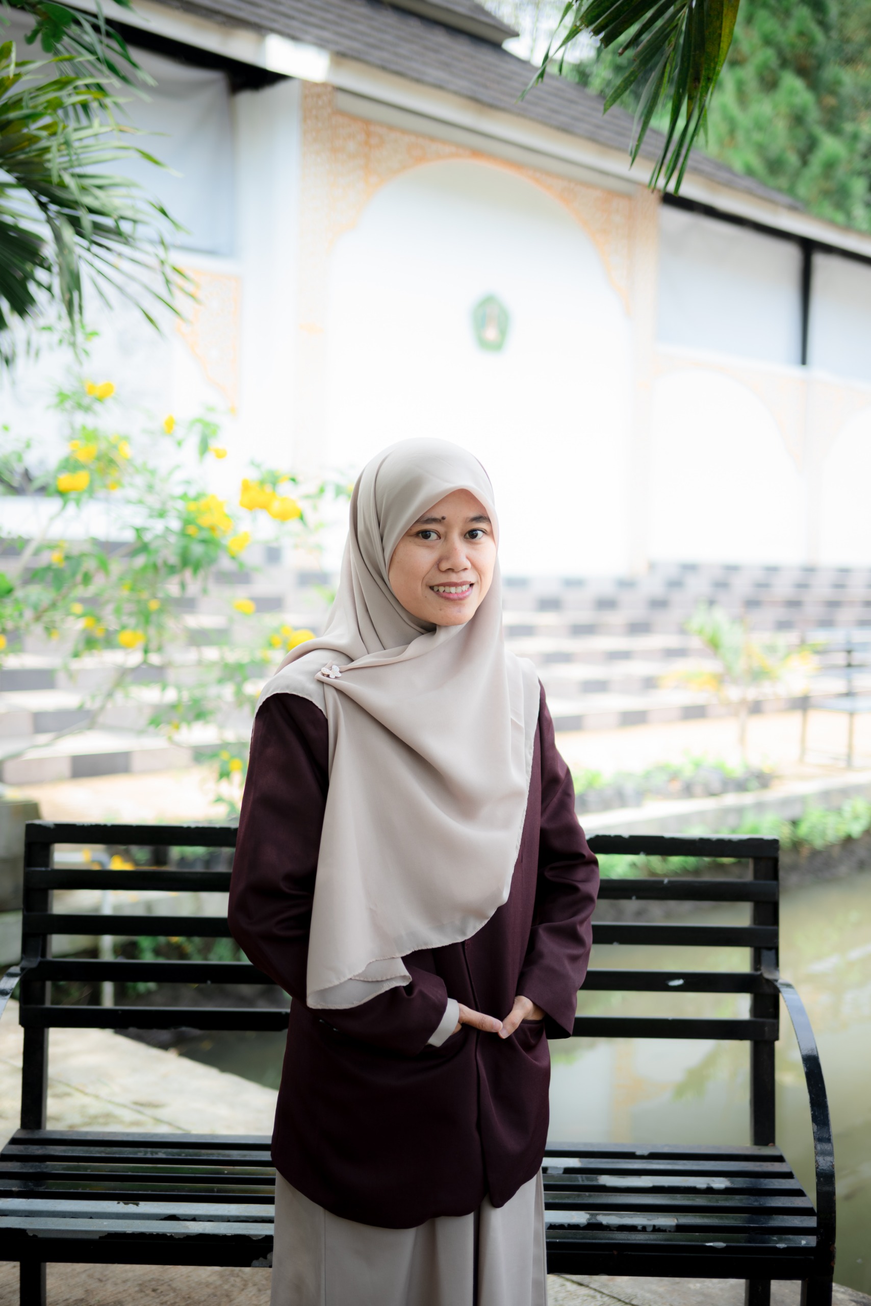 Tesa Selawati, S.Pd.