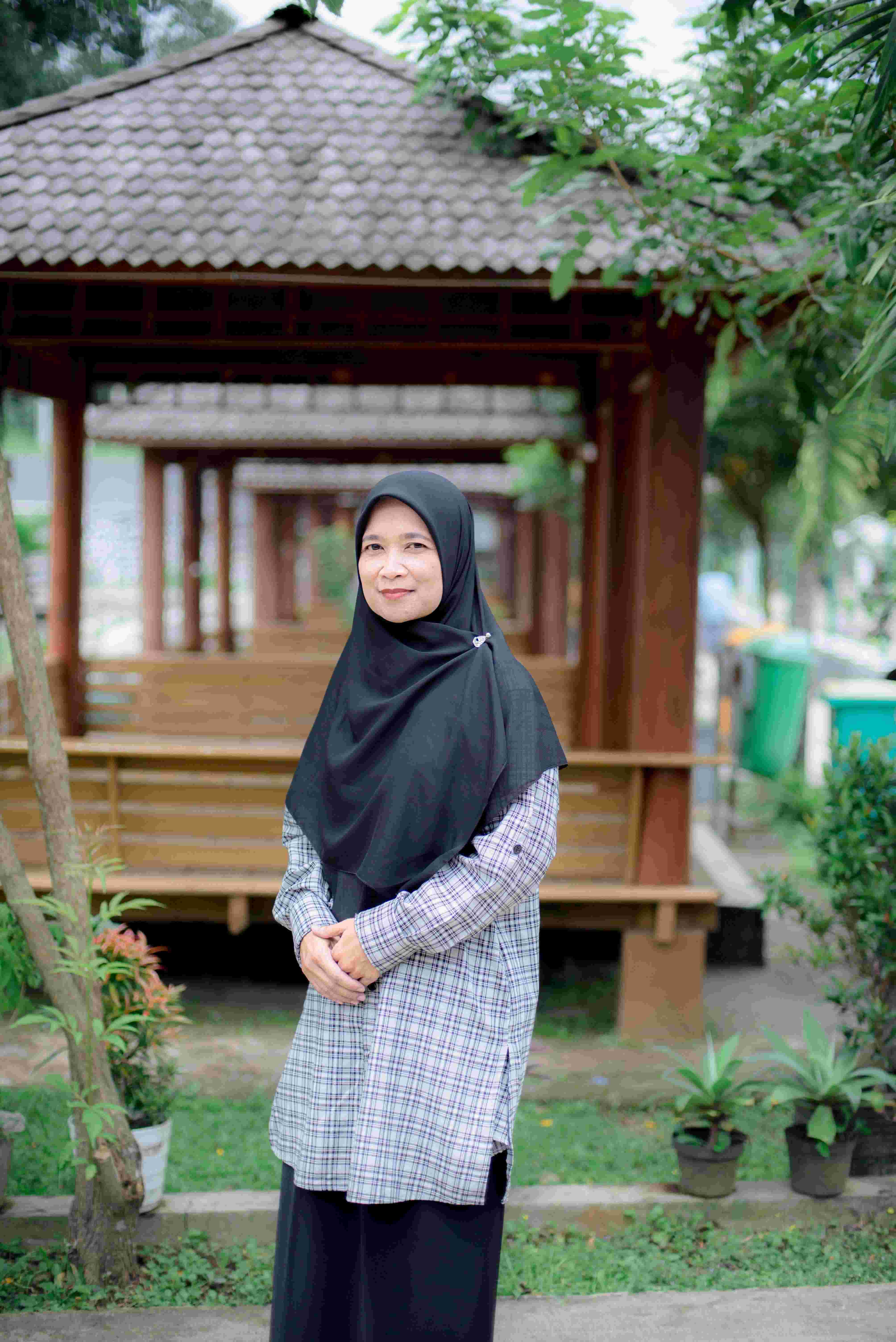 Novi Ahriyanti, S.Pd.