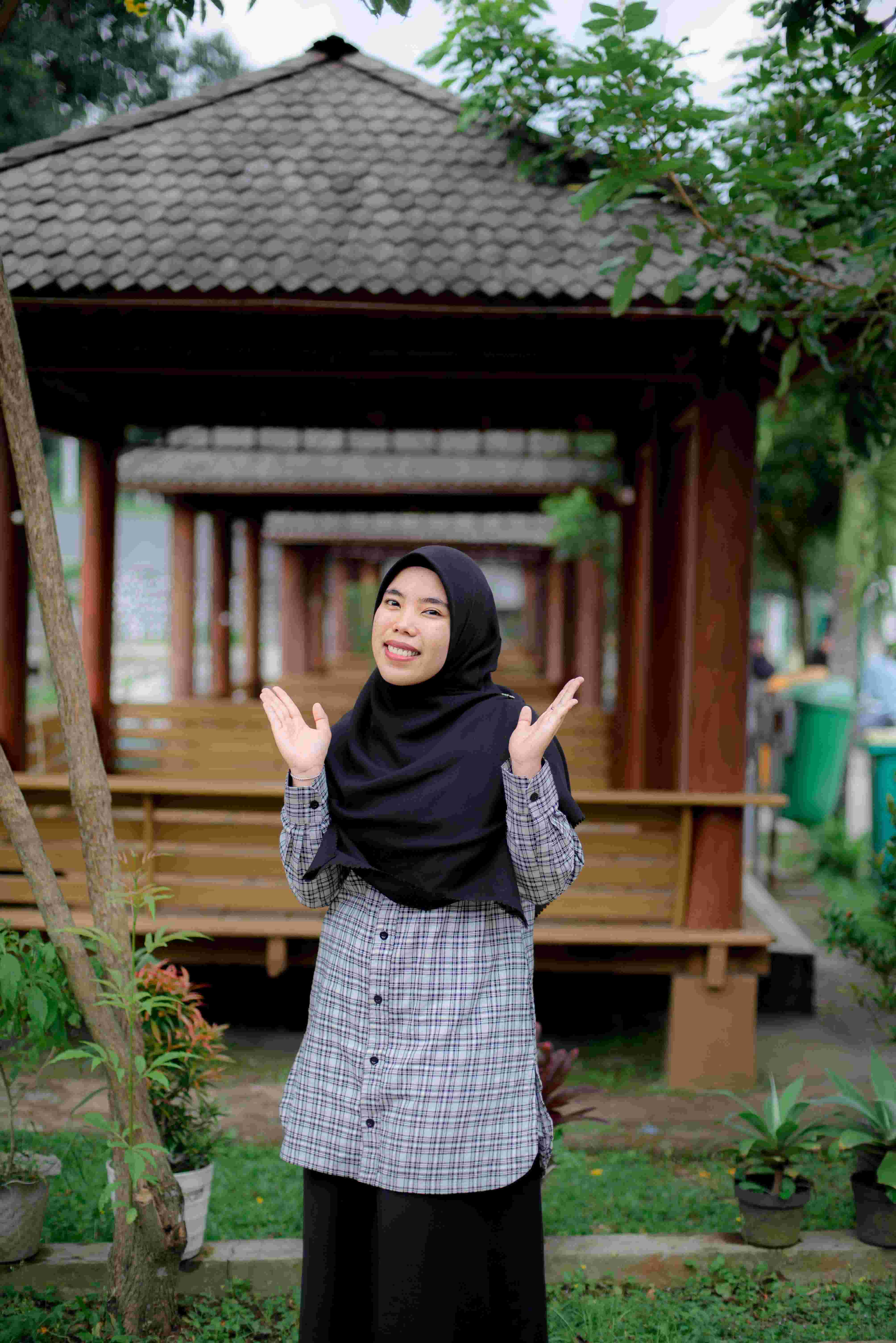 Athia Qorry Aina, S.Sos.